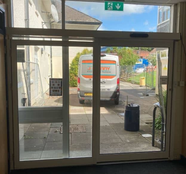 Automatic door