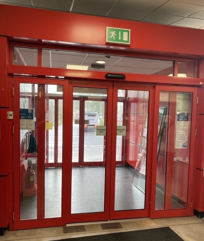 Automatic Doors Bath